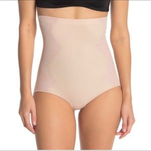 Spanx Assets Red Hot Luxe & Lean Shaping Panties